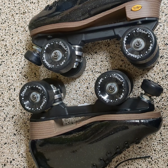 Sure-grip Stardust glitter quad roller skates fits women's size 8 - Picture 5 of 10